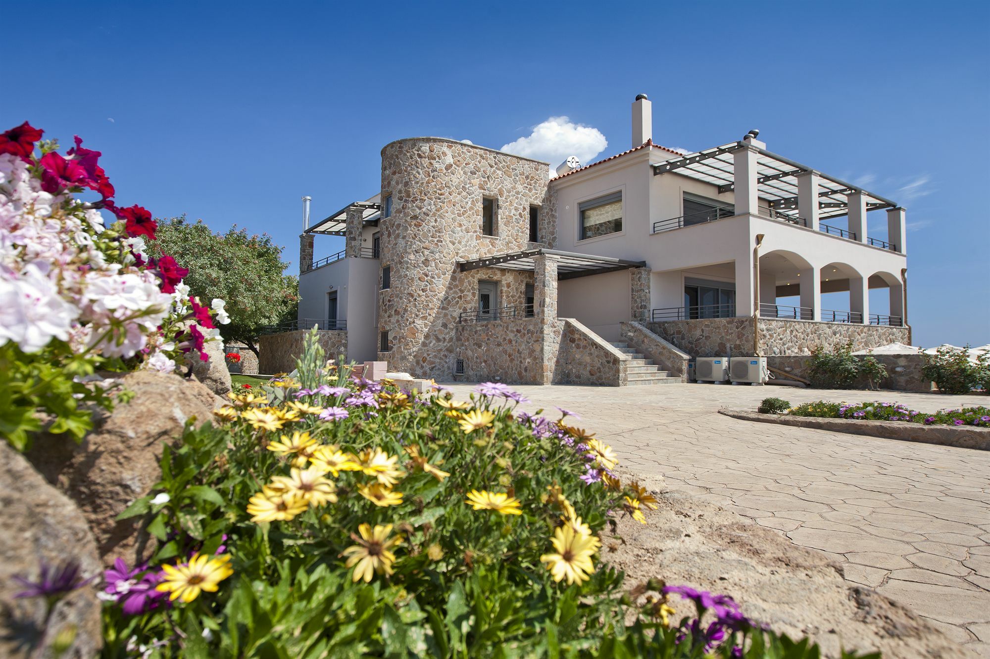 Marini Luxury Apartments And Suites Aegina Exterior foto